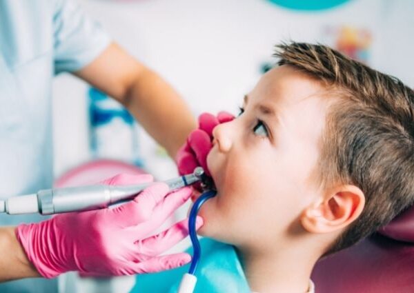 kids dentistry in Punjabi Bagh